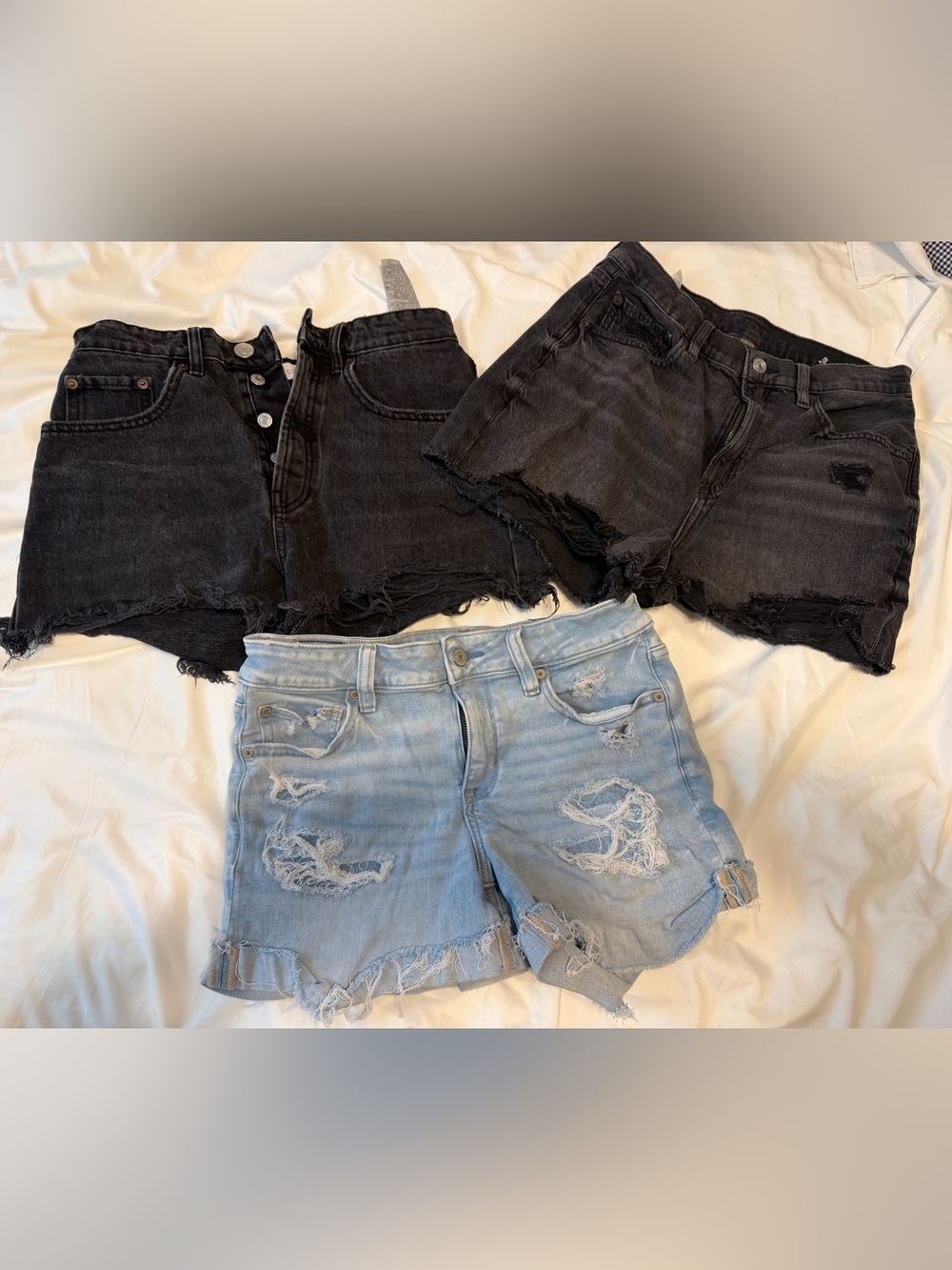 Lot of 3, size 4 shorts, Zara and American Eagle